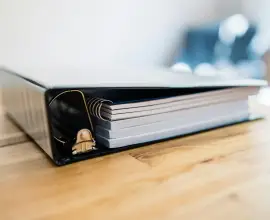 Foto Rolul bibliorafturilor în arhivarea documentelor unei firme