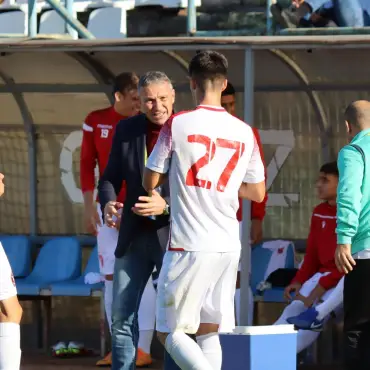 Foto Academica Balş, noul proiect fotbalistic din Oltenia: Daniel Oprescu şi stafful său pregătesc echipa din Liga a III-a