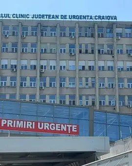 Foto Copilul care era să se înece într-o piscină din Potcoava, în stare gravă la Spitalul Craiova