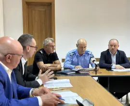 Foto ISJ: Un sfert dintre școlile din Olt, fără autorizație ISU, iar aproape 90 de clădiri nu au aviz sanitar înainte de începerea cursurilor