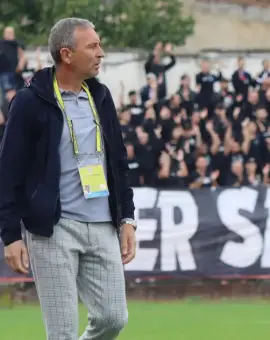 Foto Academica Balș debutează cu FCU Craiova, sub comanda lui Dan Oprescu, pe Stadionul Municipal din Drobeta Turnu Severin