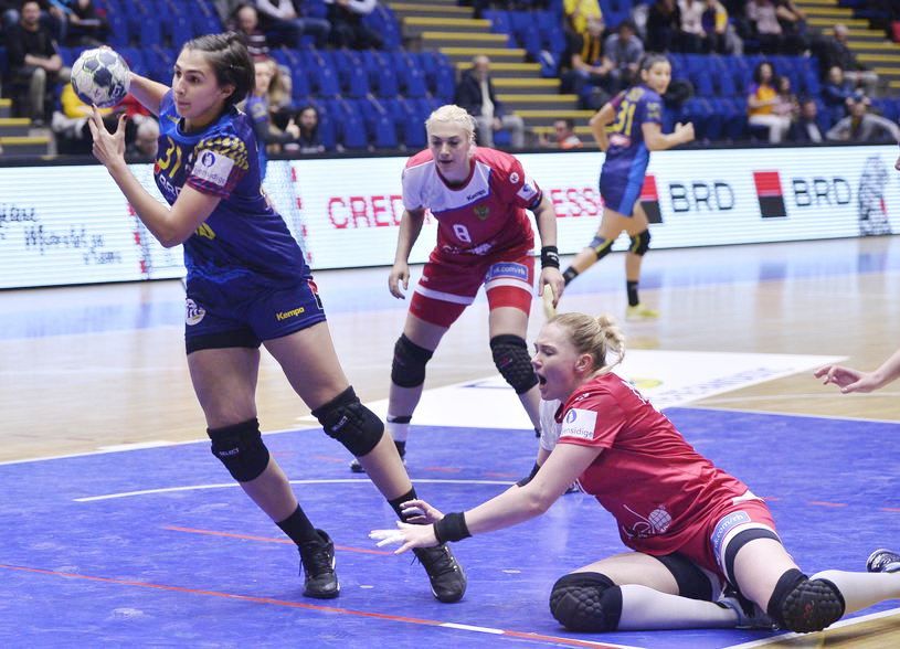 Meciurile naţionalei de handbal, din care face parte şi Lorena Ostase